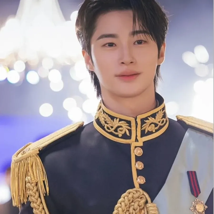 Latest photo of Byeon Wooseok