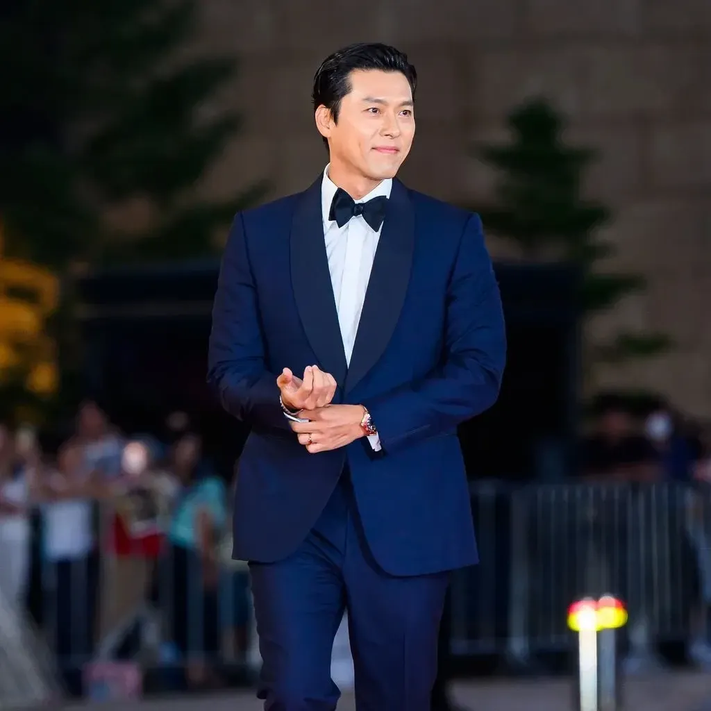 Foto kegiatan terbaru dari Hyun Bin