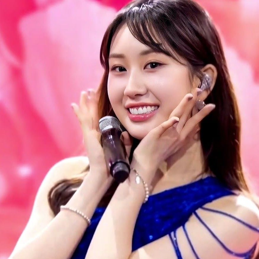 チョン・ユジンの最近の活動ショット