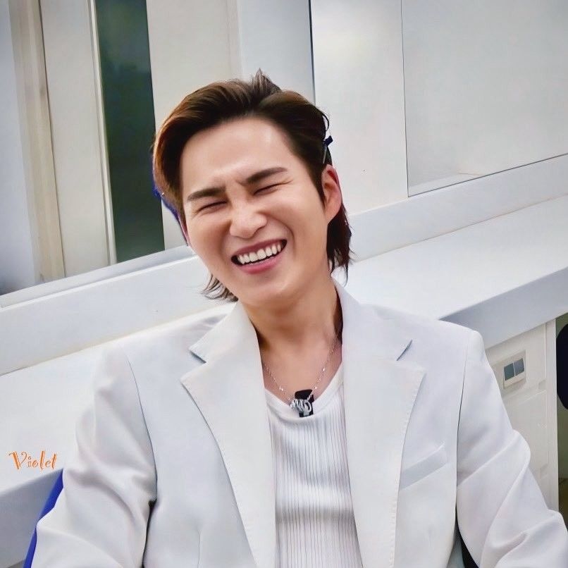 Behind-the-scenes cut of Kim Heejae