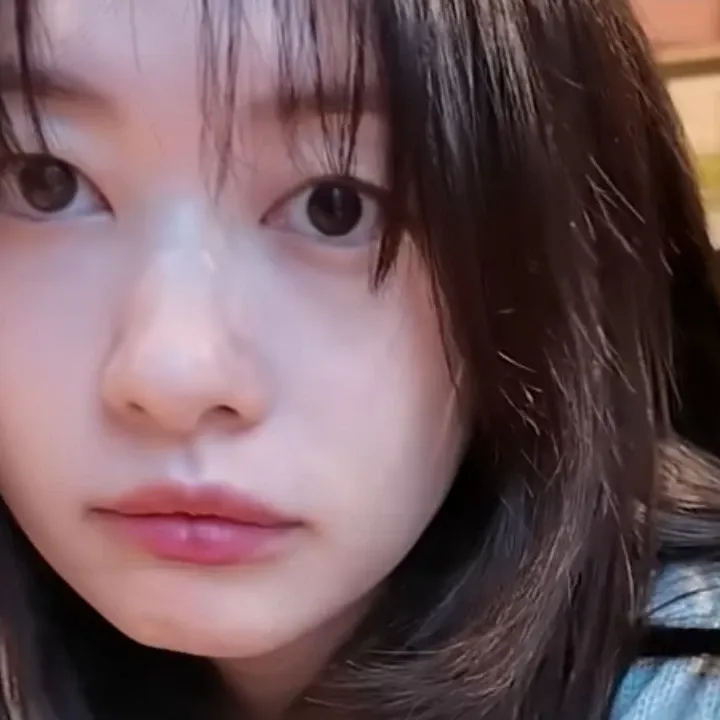 Recent activity shot of Jung Somin