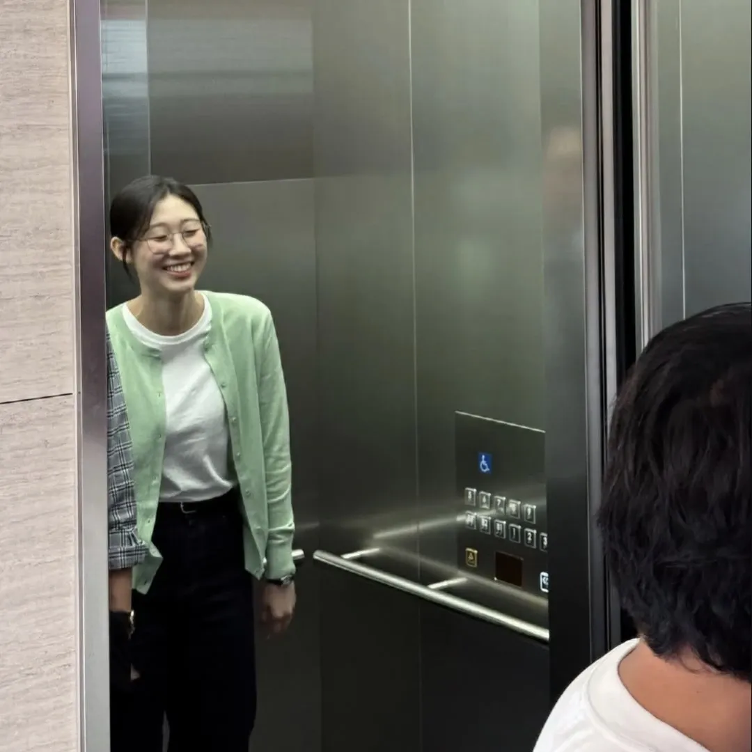 Latest photo of Han Yeji