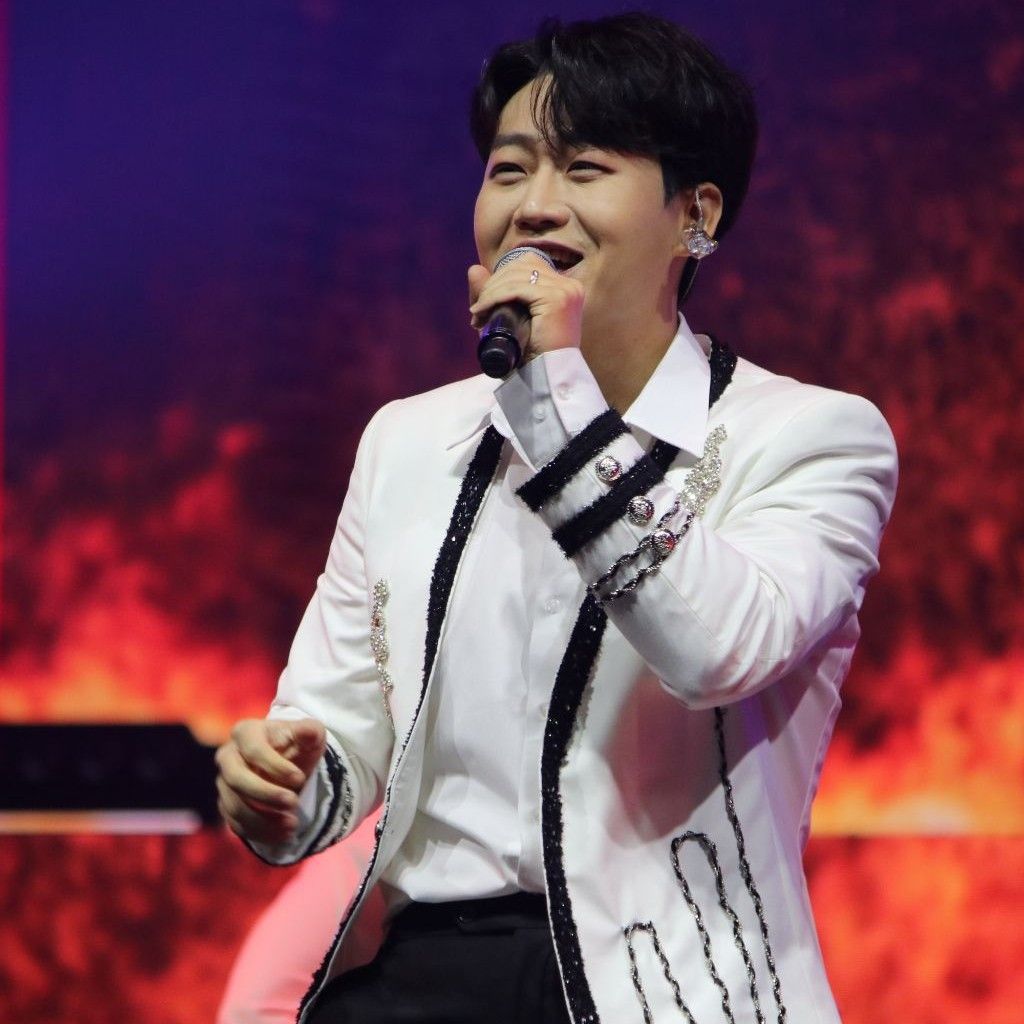 Min Soohyun的幕后花絮