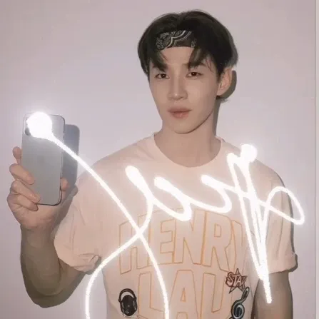 Behind-the-scenes cut of Henry