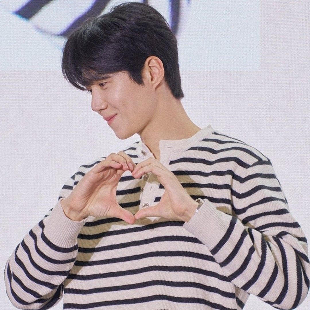 김선호의 최신 사진