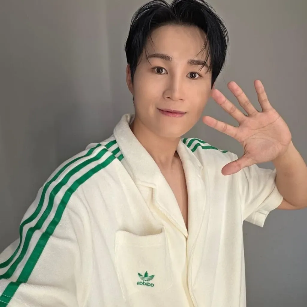 김희재의 비하인드 컷