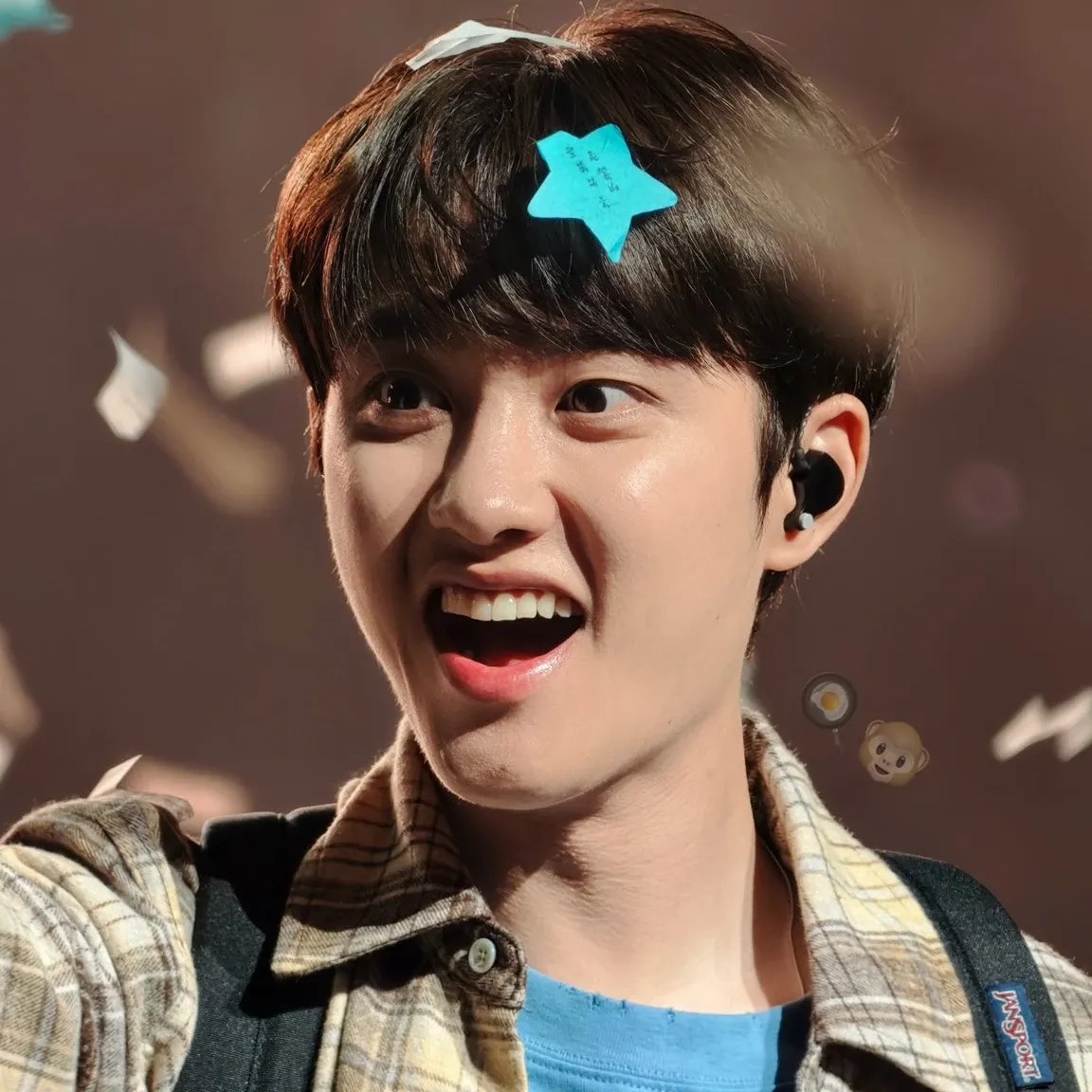 Cuplikan di balik layar dari Doh Kyungsoo (D.O.)