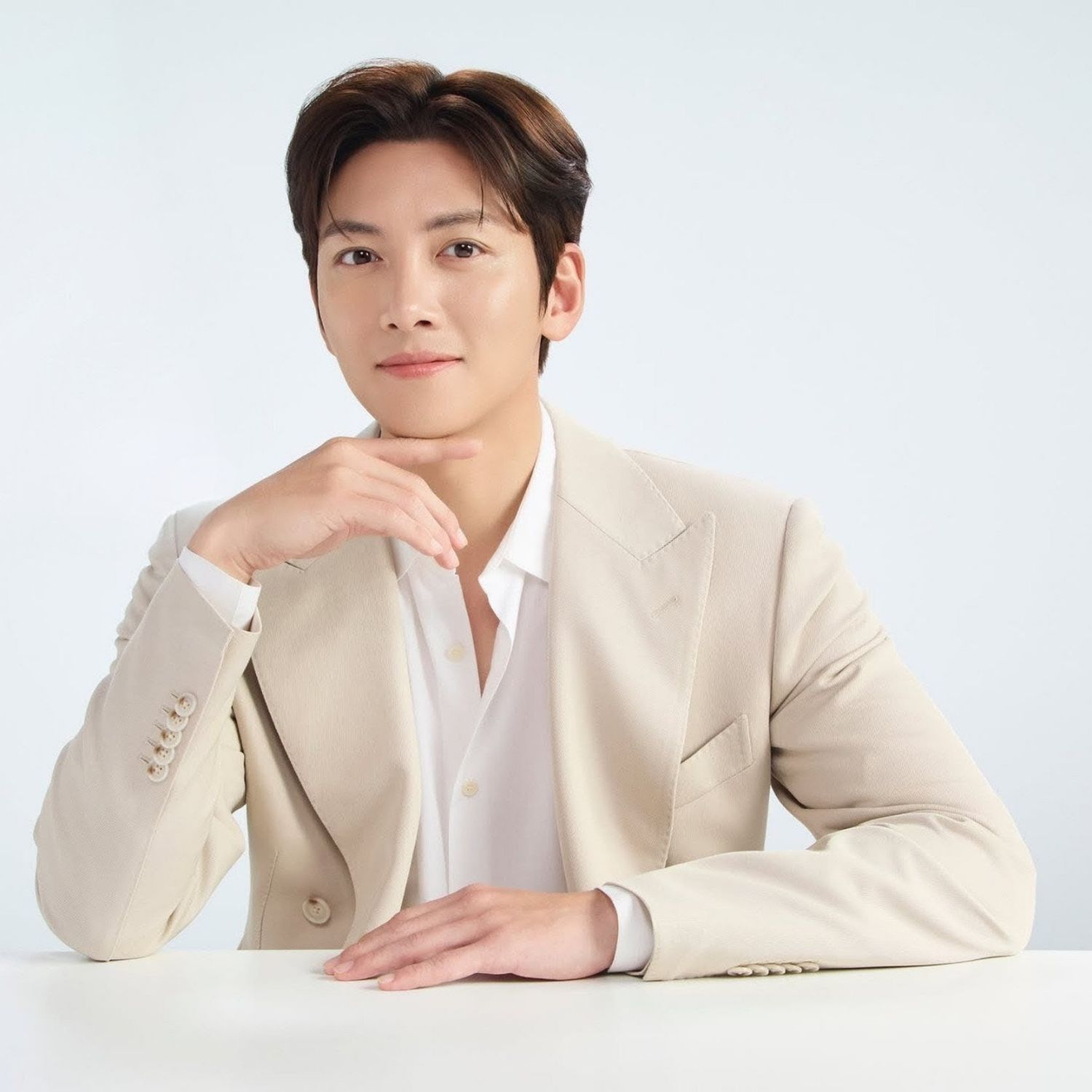 チ・チャンウクのビハインドカット