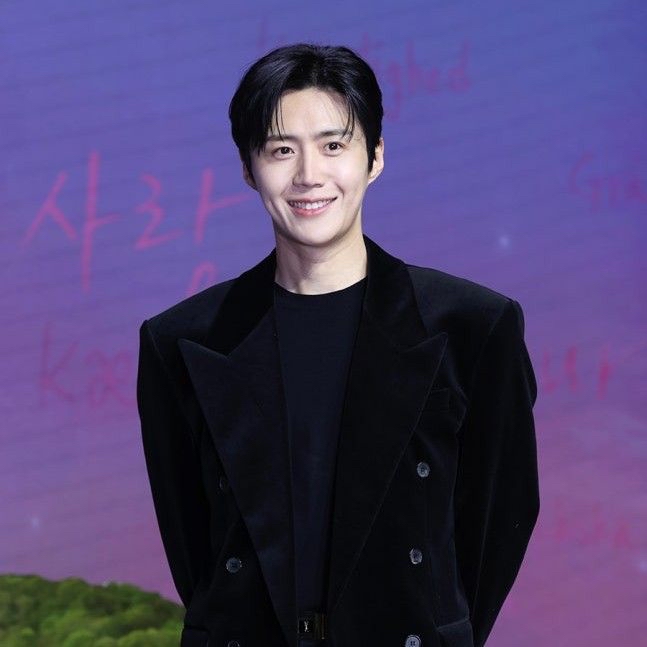 キム・ソンホの最近の活動ショット