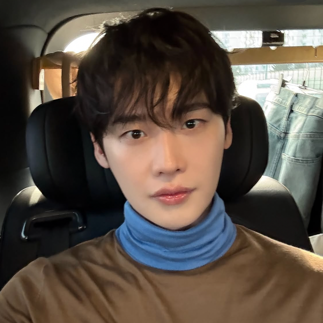 李鍾碩的最新照片