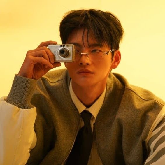 Foto terbaru dari Seo Inguk