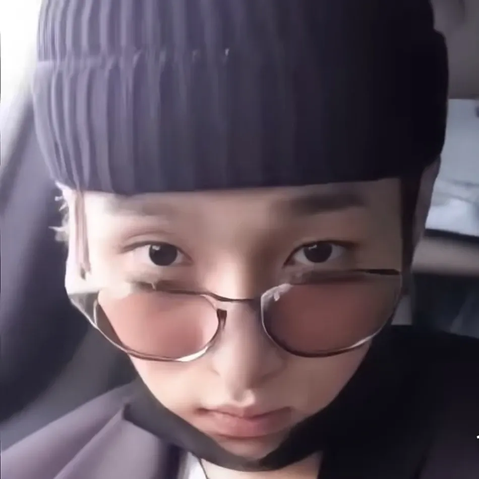 Latest photo of Seong Ri