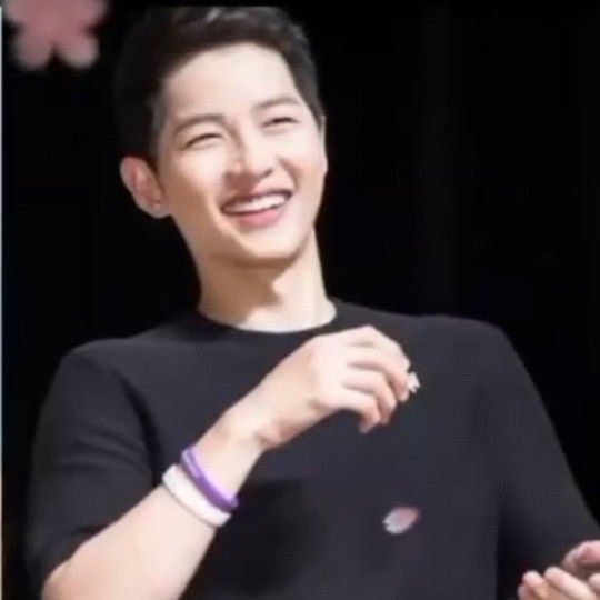 ソン・ジュンギの最近の活動ショット