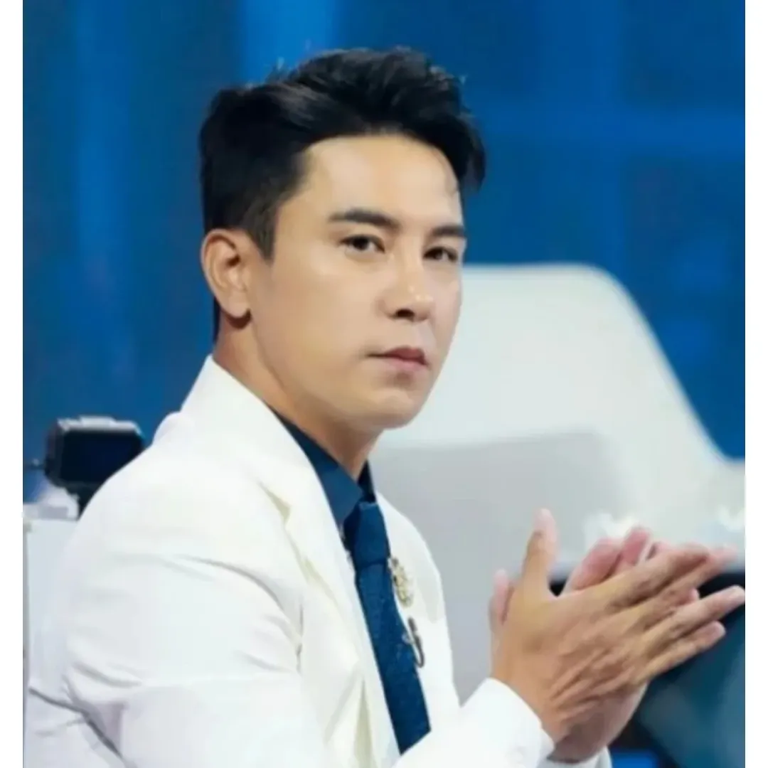 Recent activity shot of Jang Minho