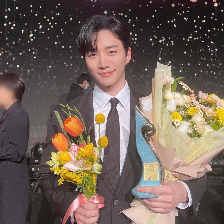 Momen yang diabadikan oleh penggemar Lee Junho