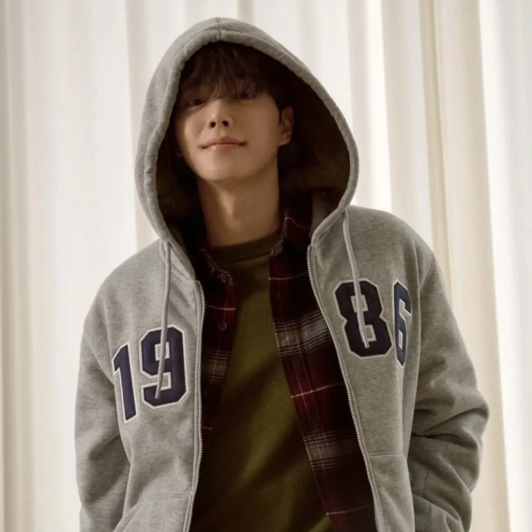Recent activity shot of Song Kang