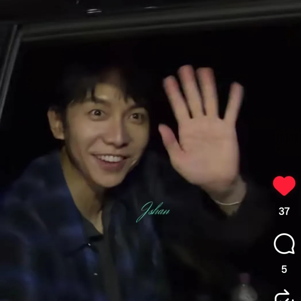 Behind-the-scenes cut of Lee Seunggi