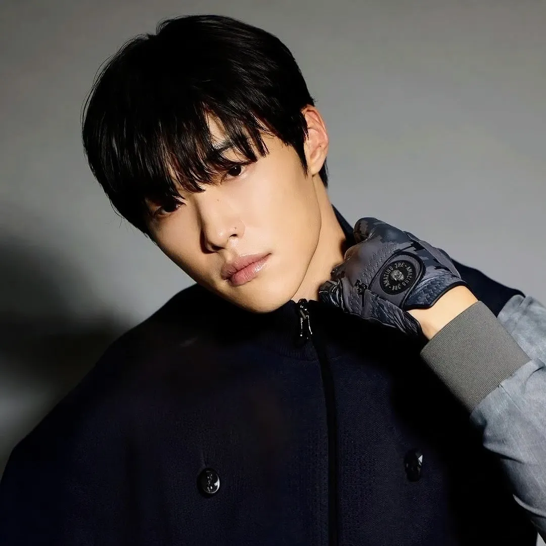 Behind-the-scenes cut of Woo Dohwan