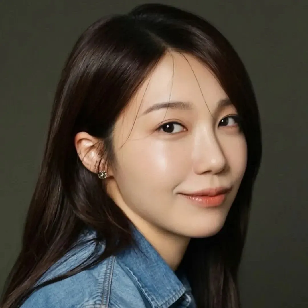 Foto kegiatan terbaru dari Jung Eunji