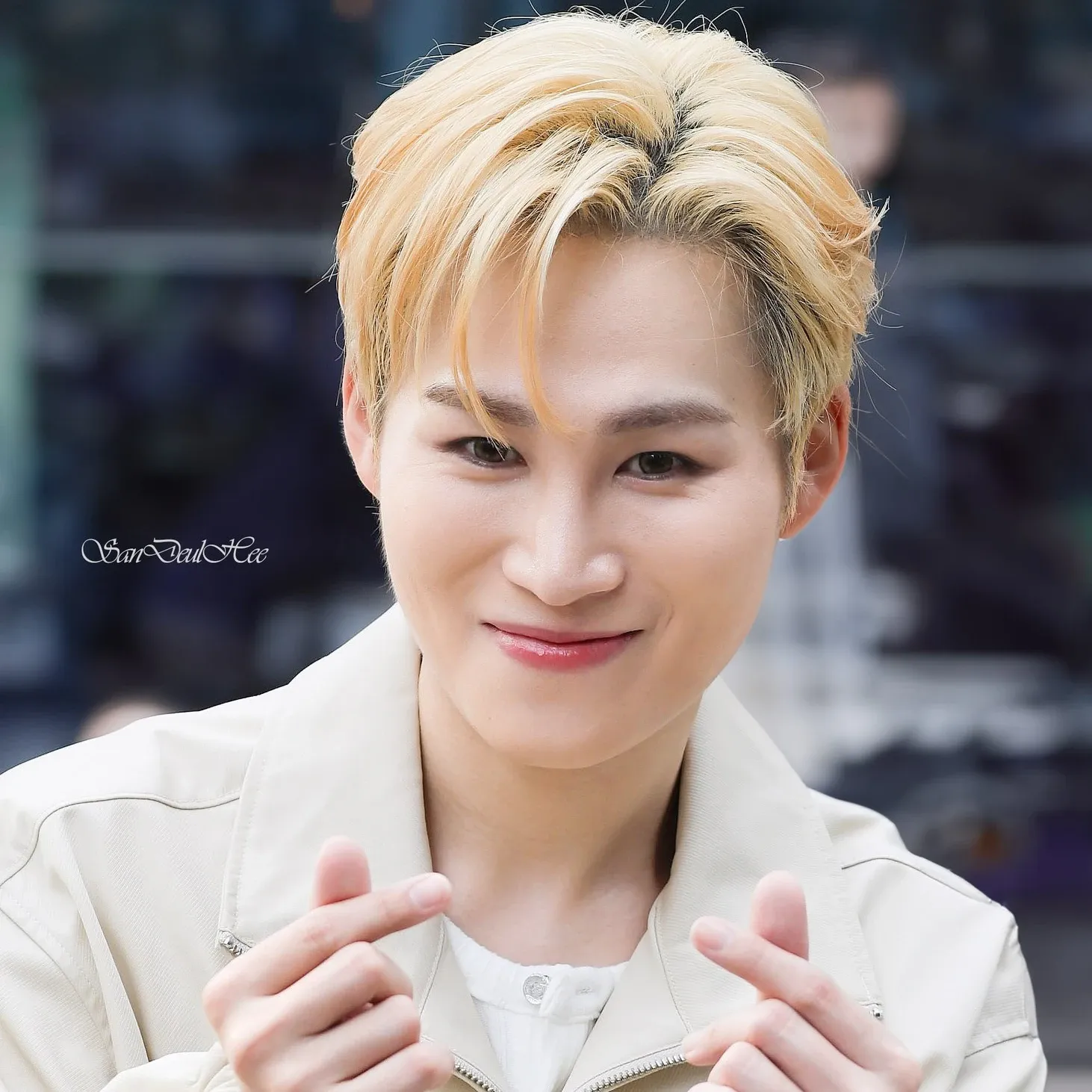 Cuplikan di balik layar dari Kim Heejae