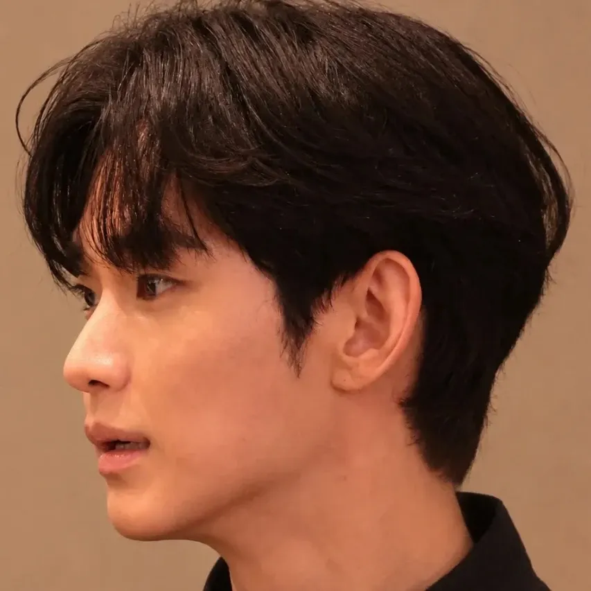 Behind-the-scenes cut of Kim Soohyun