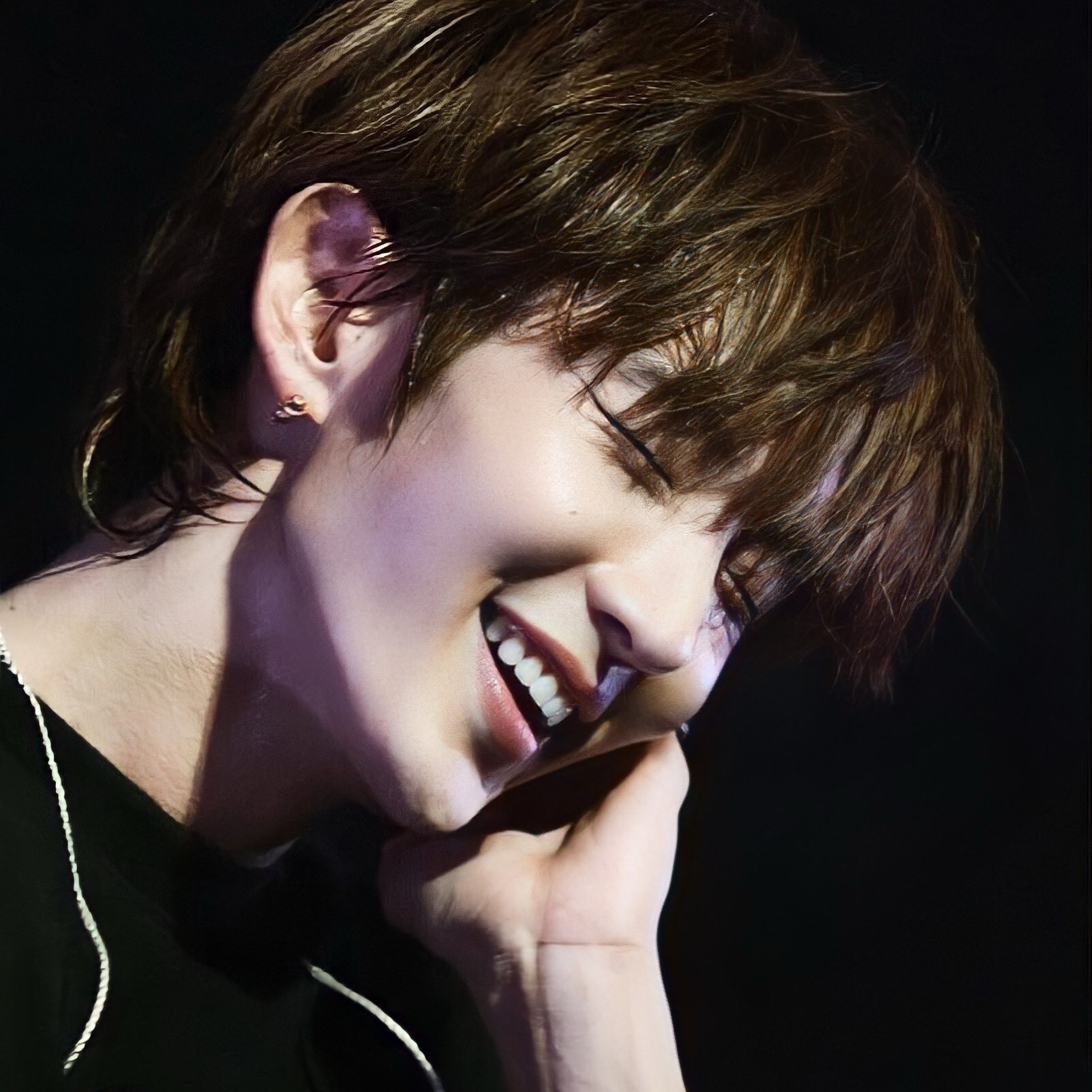 Behind-the-scenes cut of Lee Joongi