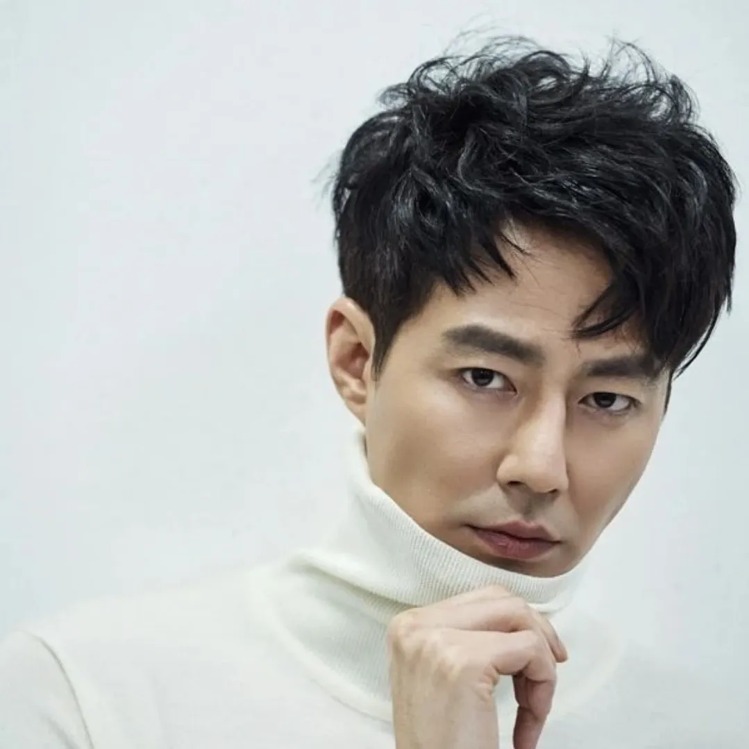 Recent activity shot of Jo Insung