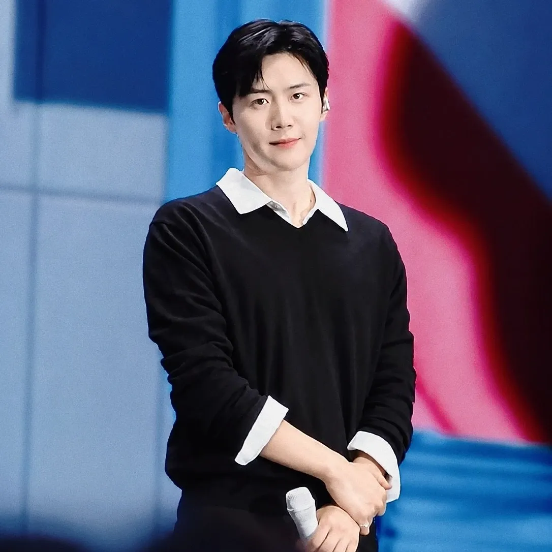 Recent activity shot of Kim Seonho