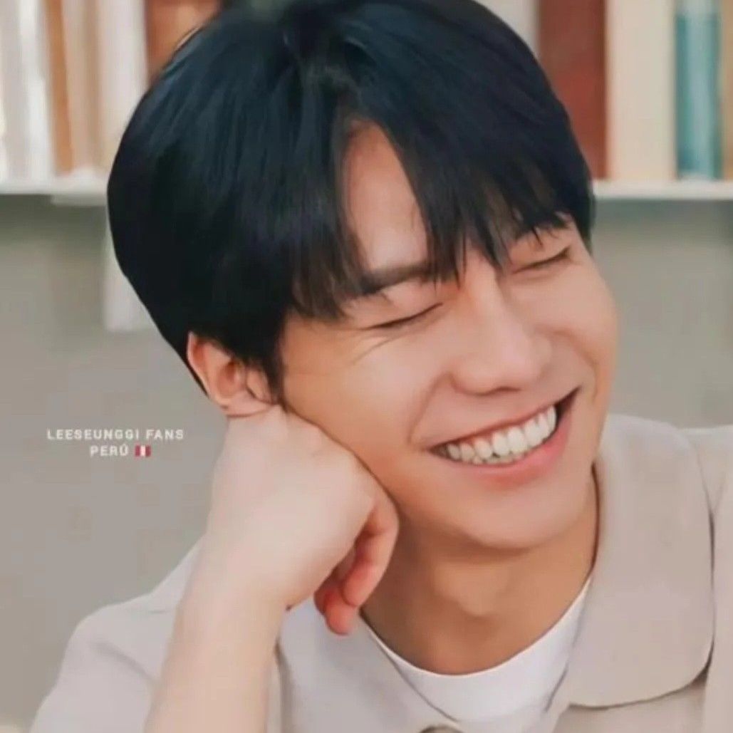 粉丝拍下的李升基瞬间