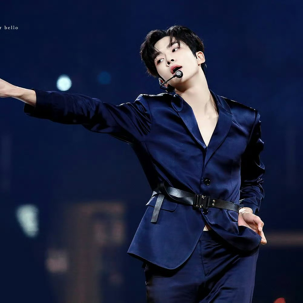 Foto terbaru dari Rowoon