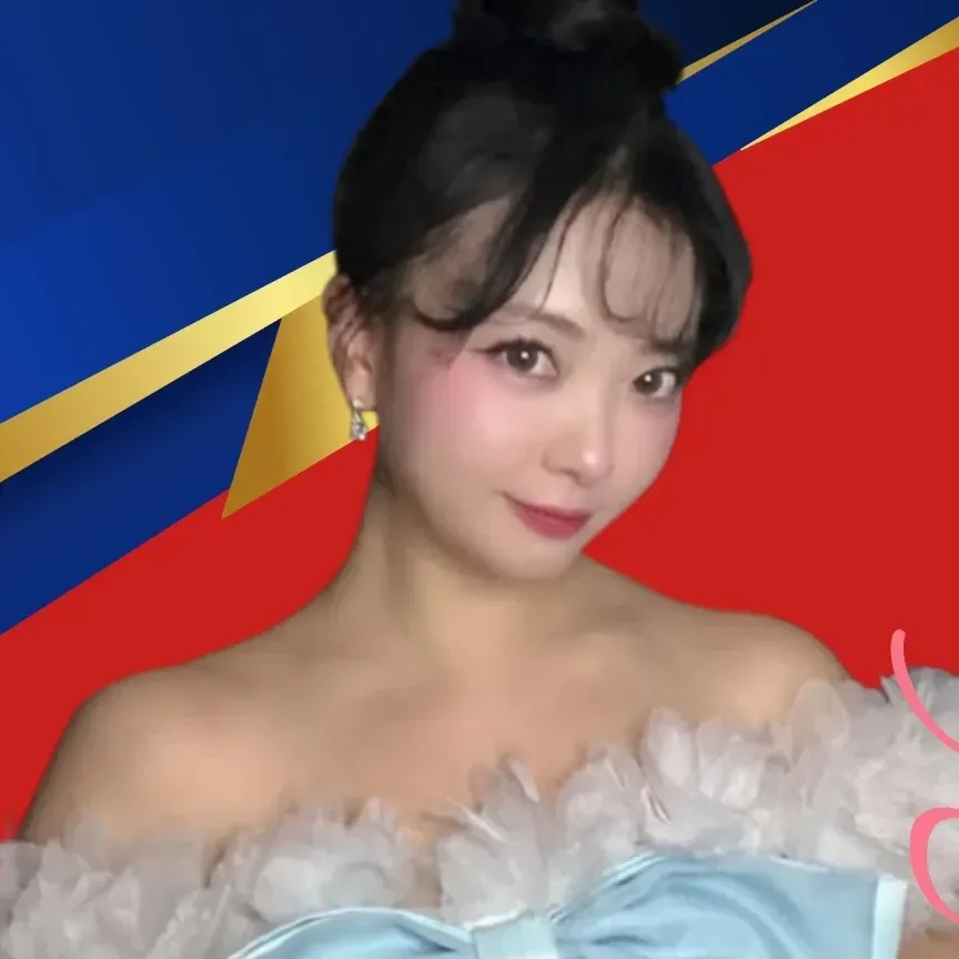 A moment captured by a fan of YOYOMI