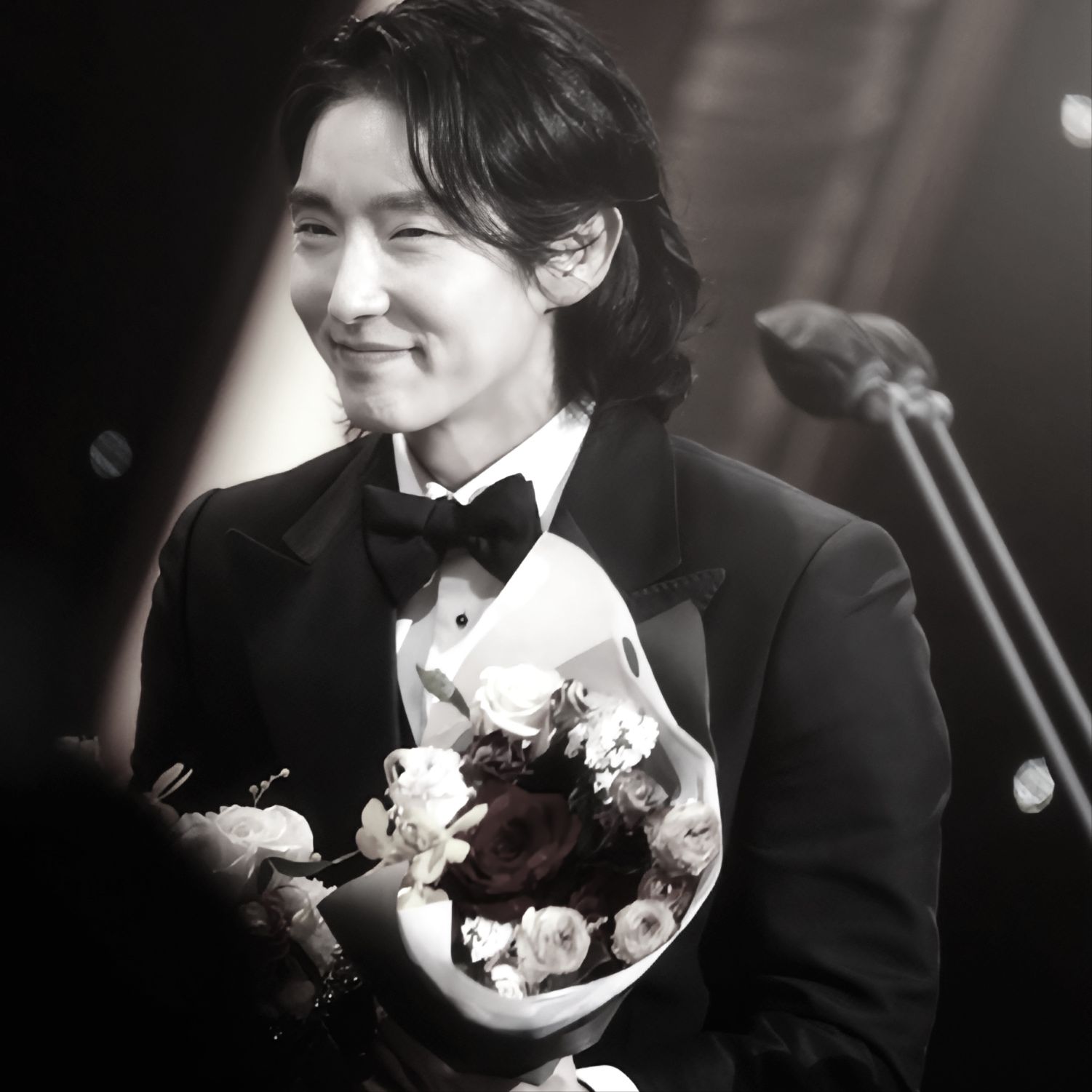 Behind-the-scenes cut of Lee Joongi