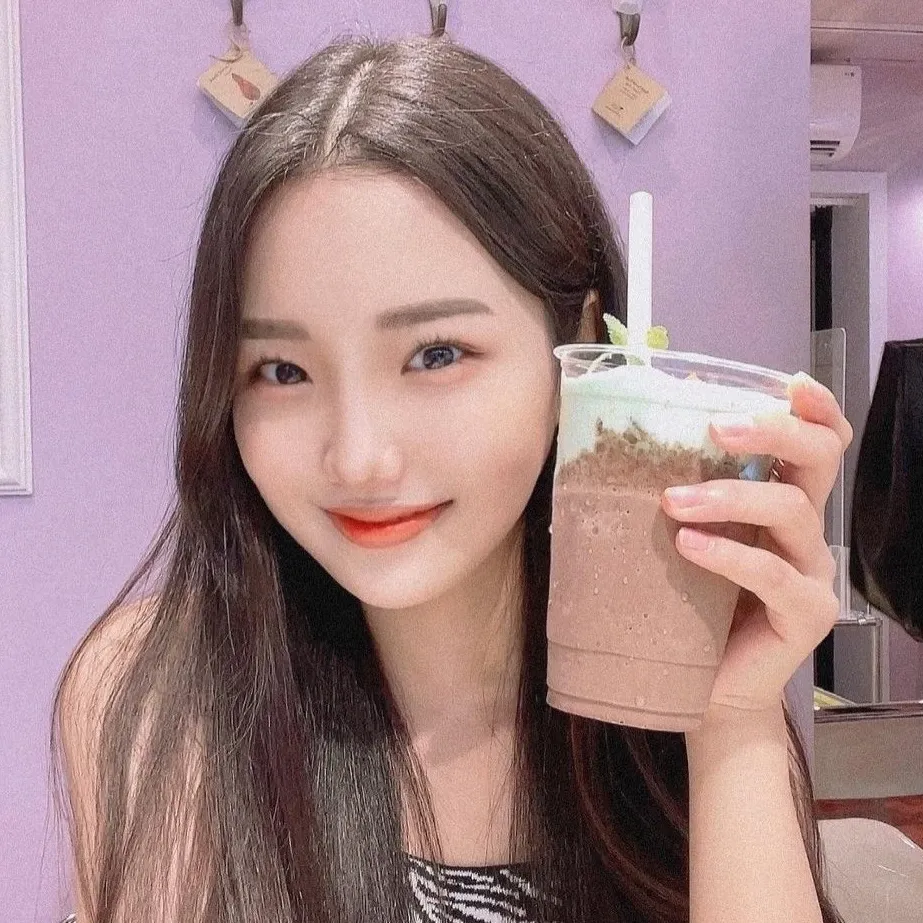Latest photo of Kim Soyeon (2004)
