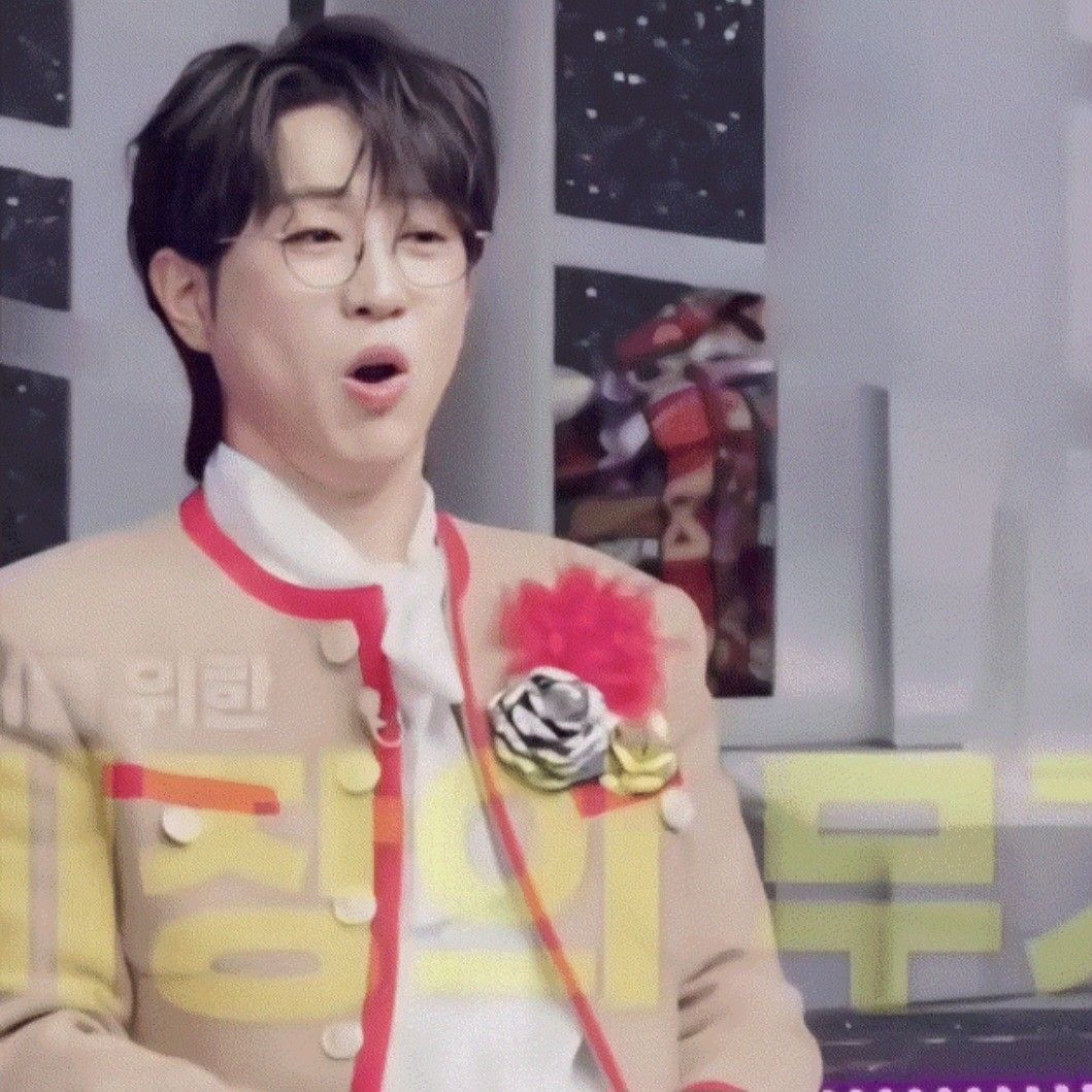 A moment captured by a fan of An Sunghoon