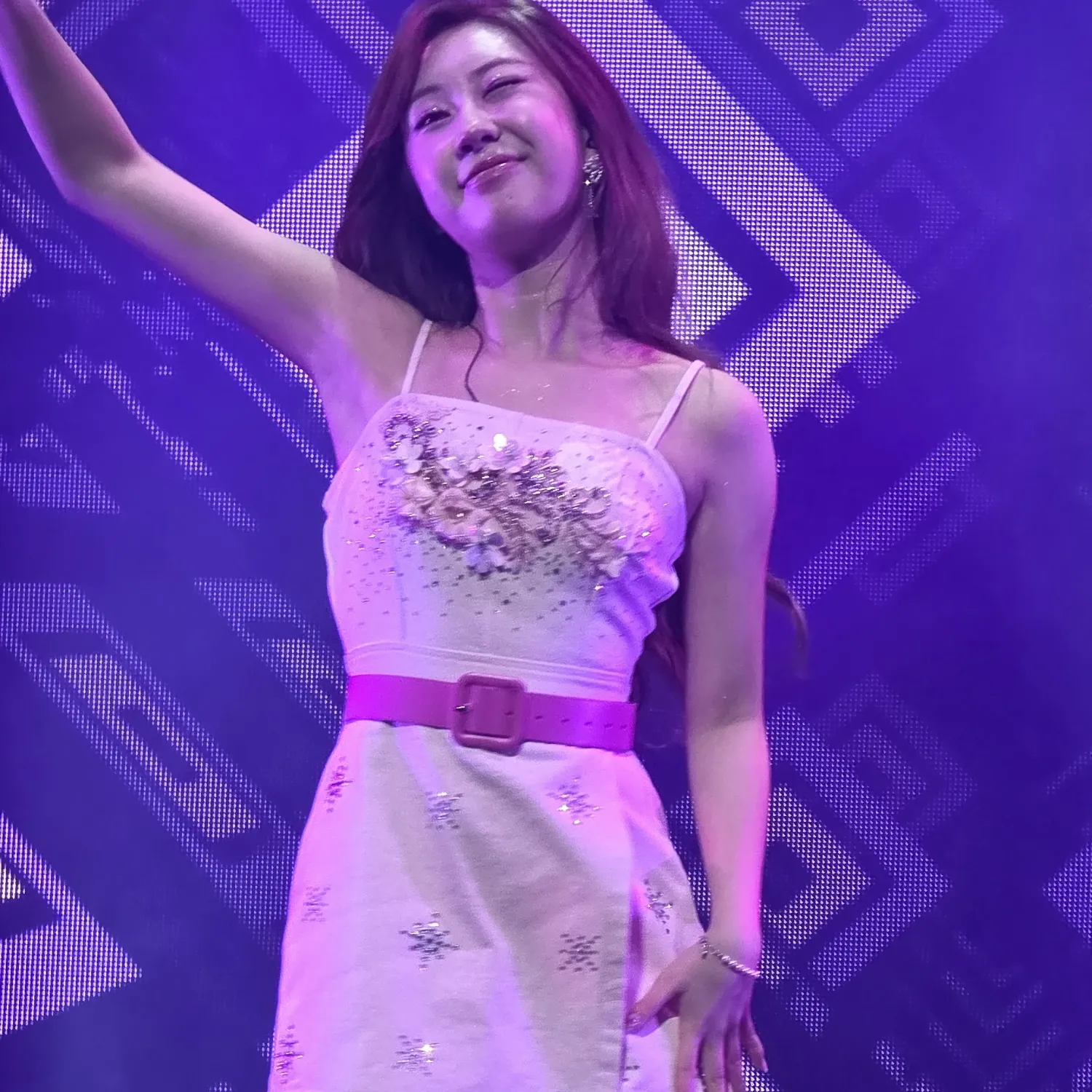 Cuplikan di balik layar dari Jeon Yujin
