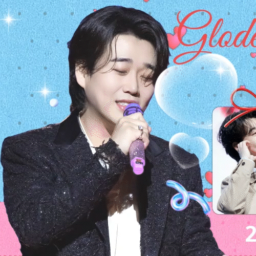 A moment captured by a fan of Hwang Youngwoong