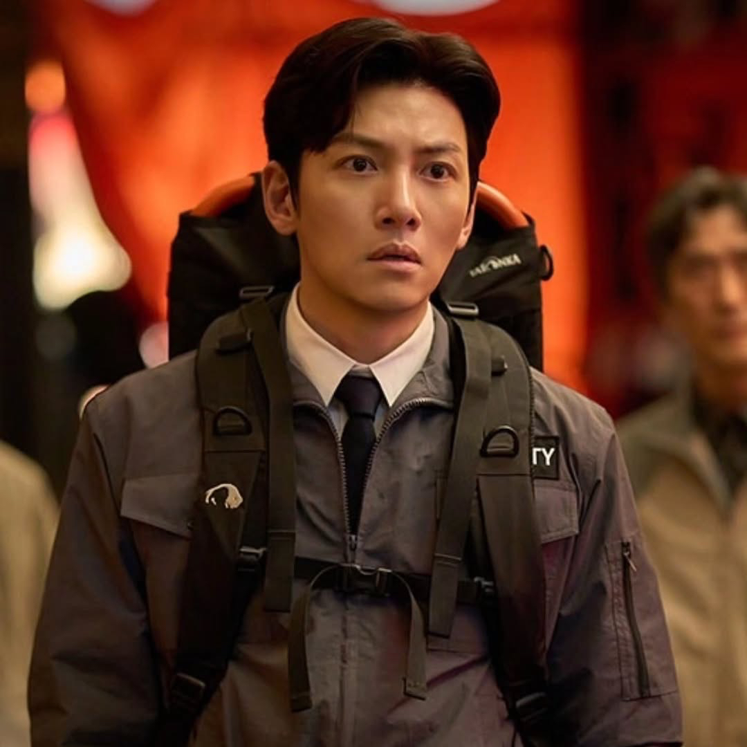 A moment captured by a fan of Ji Changwook