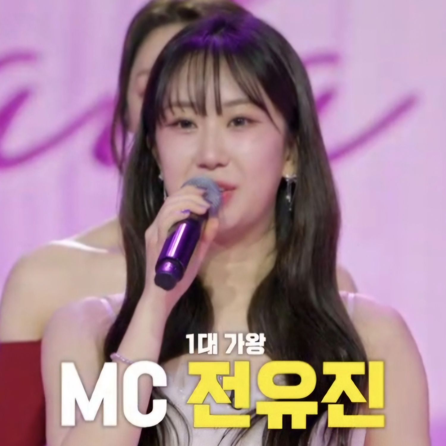 Momen yang diabadikan oleh penggemar Jeon Yujin