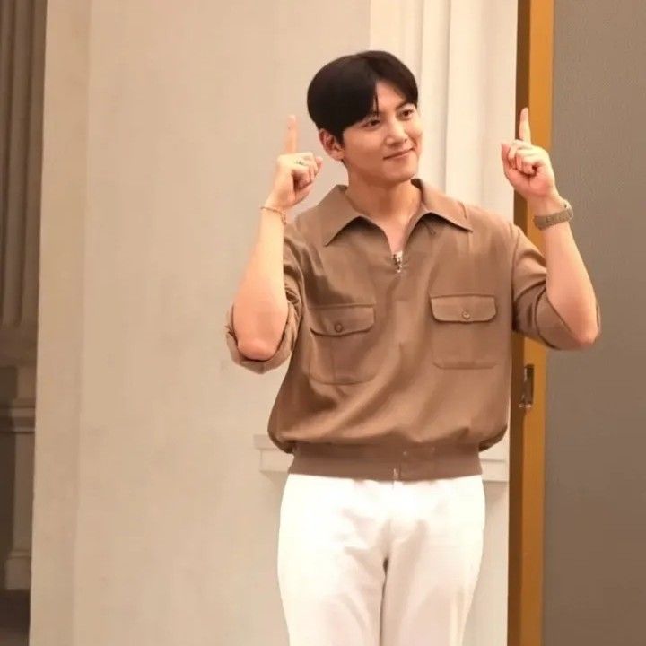 チ・チャンウクのビハインドカット