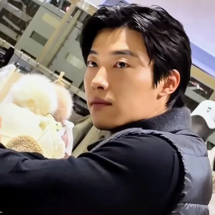 Recent activity shot of Woo Dohwan