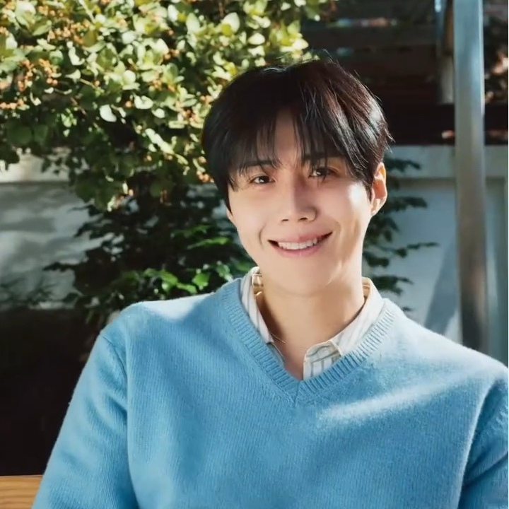Foto terbaru dari Kim Seonho