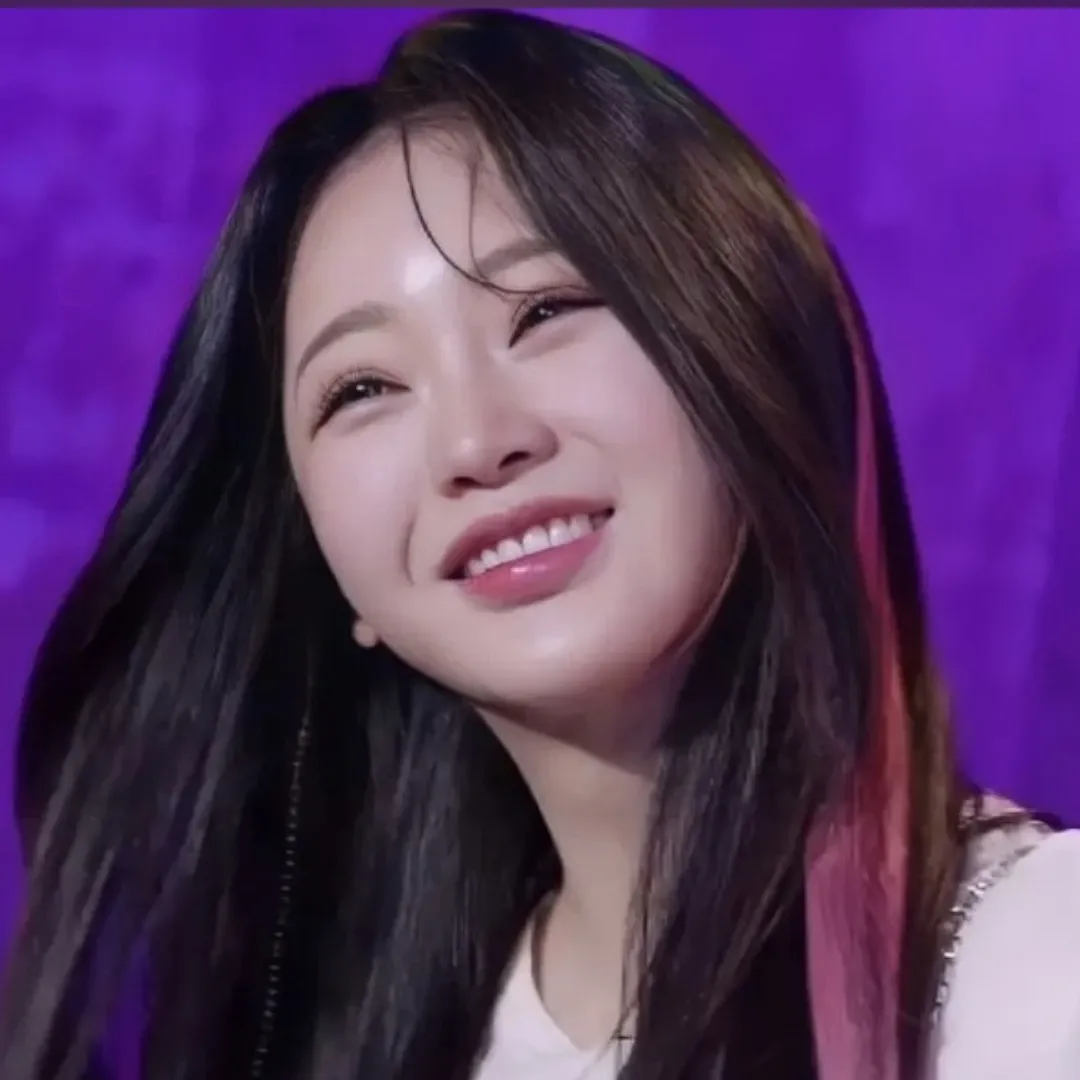 홍지윤의 비하인드 컷