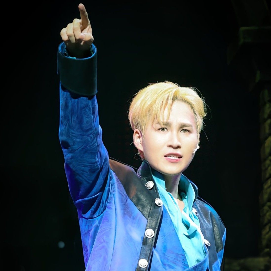 チョ・ミョンソプの最近の活動ショット