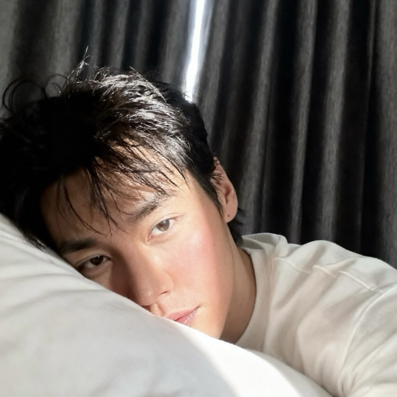 Behind-the-scenes cut of Kim Youngkwang