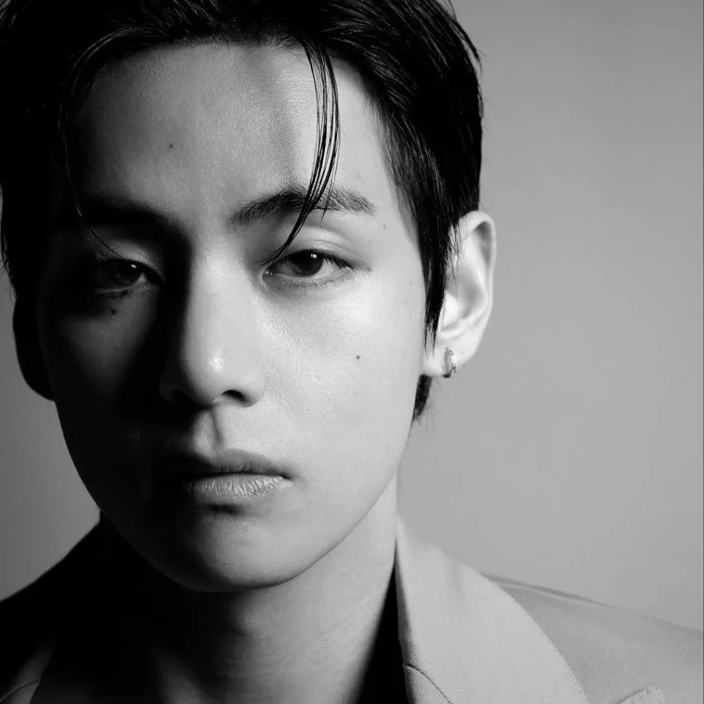 Recent activity shot of Kim Taehyung (V)
