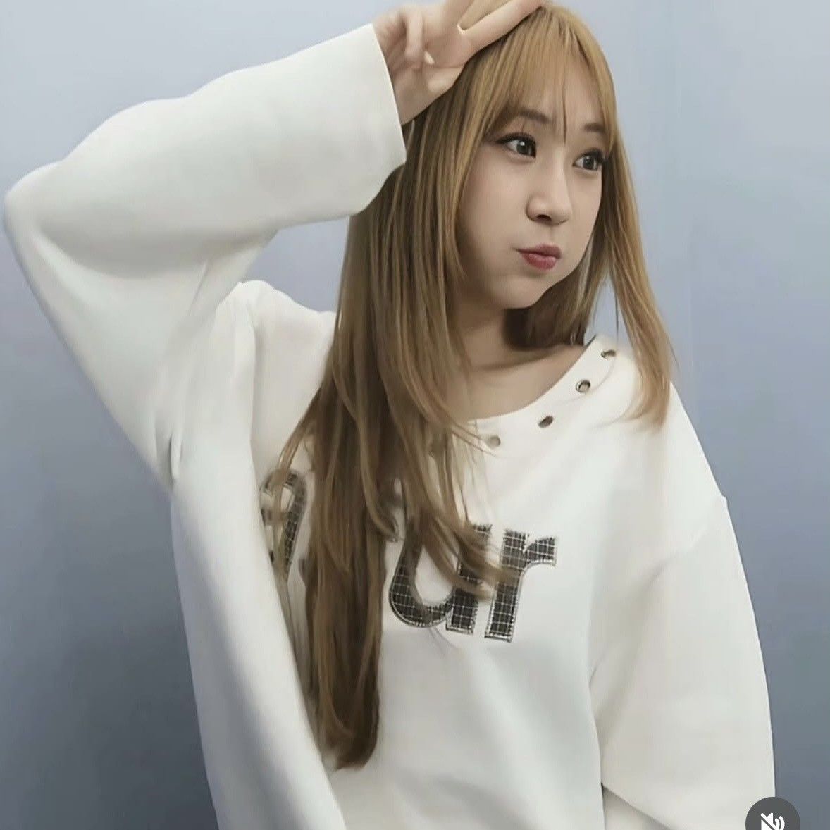 Foto terbaru dari Jeon Yujin