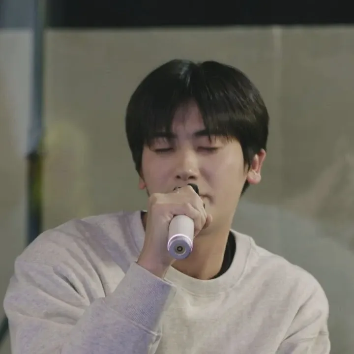 Latest photo of Park Hyungsik