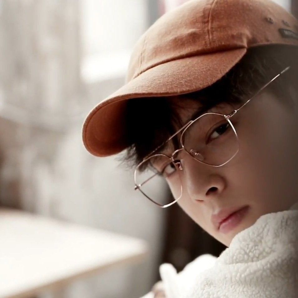 チャ・ウヌのビハインドカット