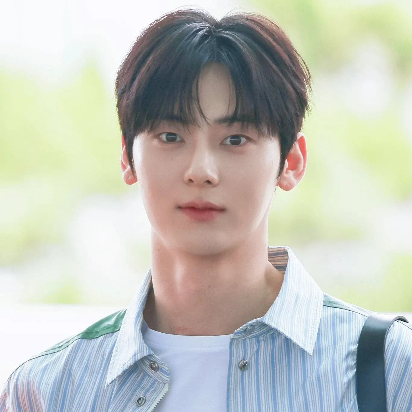 A moment captured by a fan of Hwang Minhyun