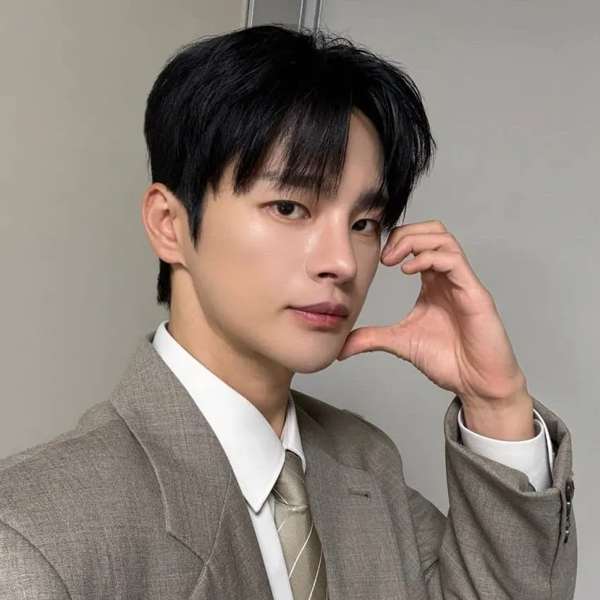 Momen yang diabadikan oleh penggemar Seo Inguk